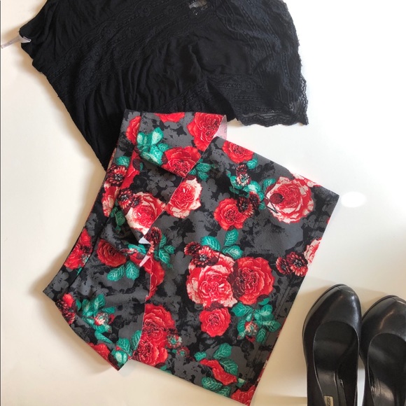 Candie's Dresses & Skirts - Candies Brand Medium Professional Floral Skirt Candie's Dresses & Skirts - Candies Brand Medium Professional Floral Skirt
